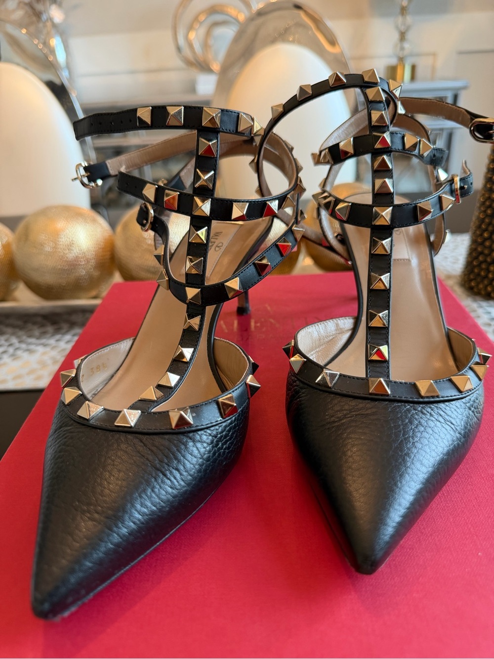 Valentino Garavani Rockstud Pumps